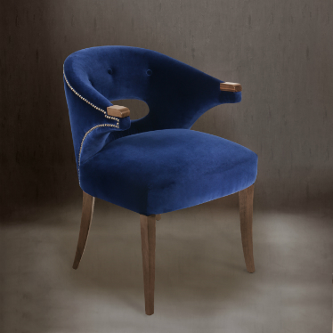 NANOOK is the master of bears. This dining chair blends the beauty and grandiosity of this animal through the robust body covered by blue satin. NANOOK dining chair embodies a myth from Inuit culture and tells a story while you leave yourself to its comfo